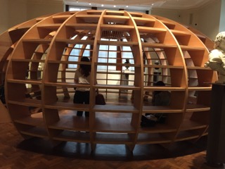 Modern_Globe_Bookcase